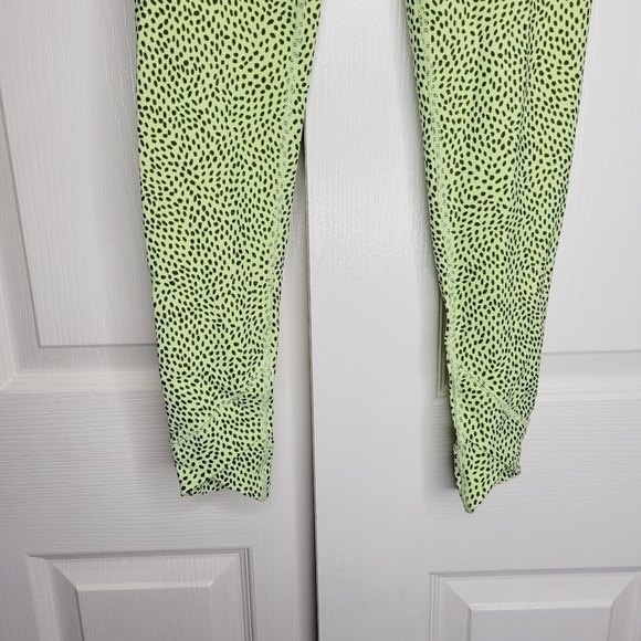 CALIA by Carrie Underwood Women's Energize Crossover Hem 7/8 Leggings xsmall nwt - Picture 7 of 8